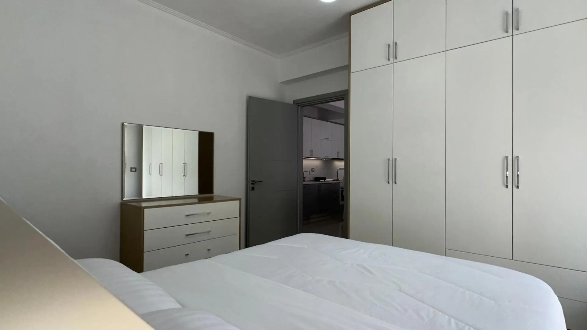 Elisabeth Apartments Sarandë