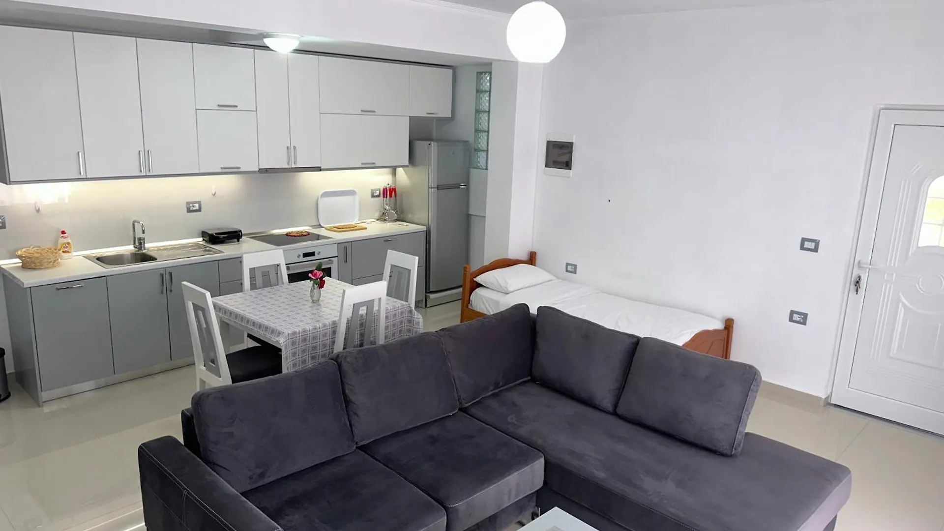 Elisabeth Apartments Sarandë