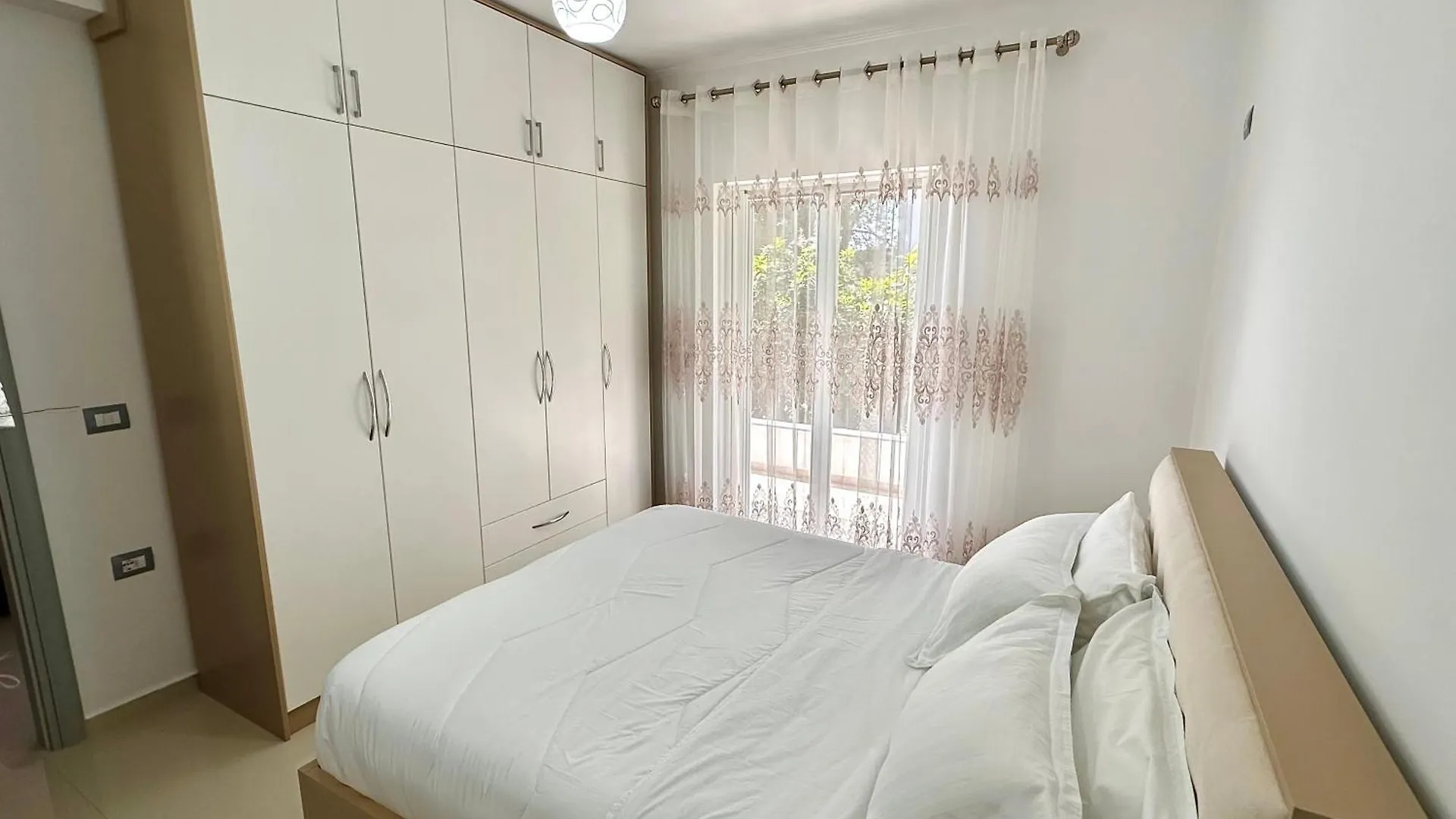 Elisabeth Apartments Sarandë